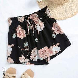 Plus High Waisted Floral Shorts